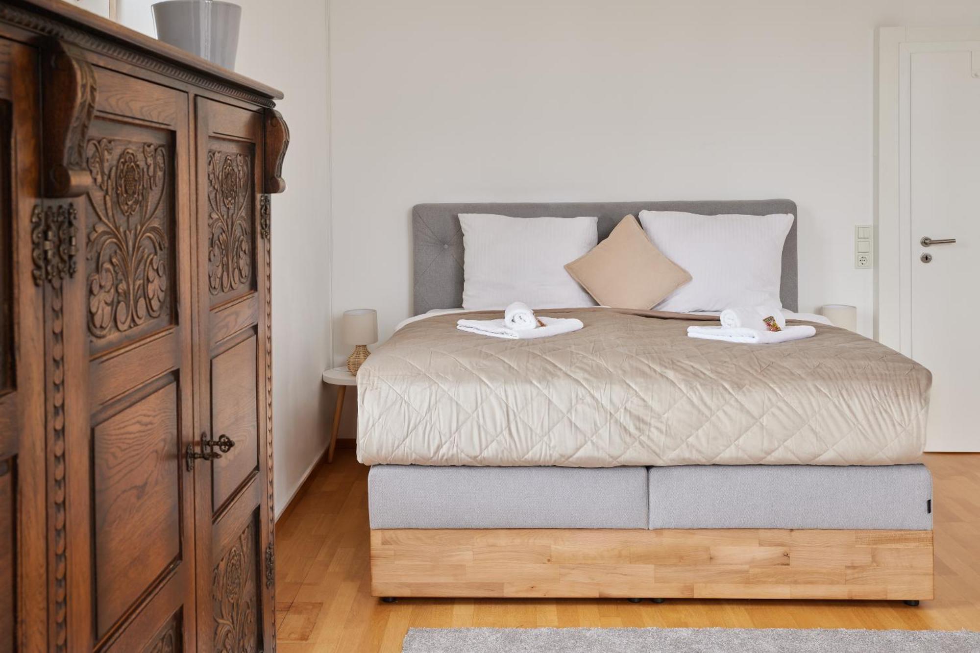 Idee Living: Design-Apartment- Netflix - 6 Pers Мангейм Экстерьер фото